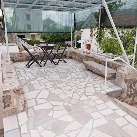 Apartman Lucija
