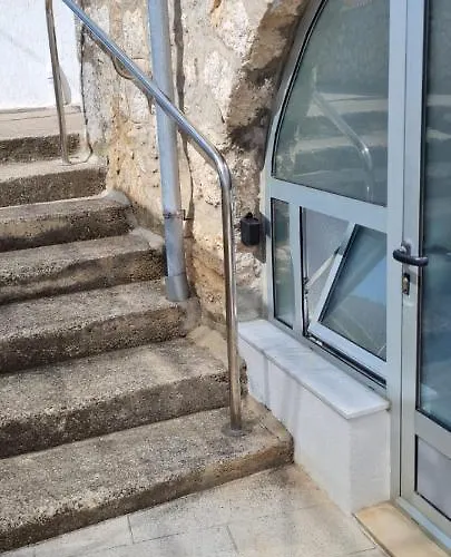 Lucija 아파트 푸나트